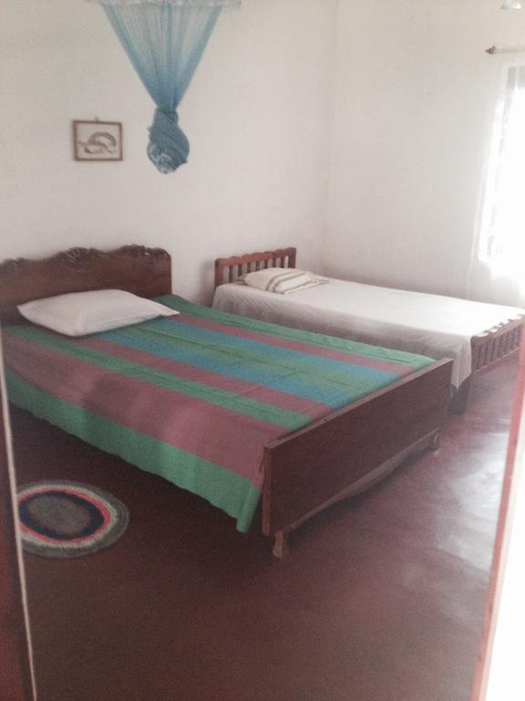 Manik Home Stay Kudapaduwa Chambre photo
