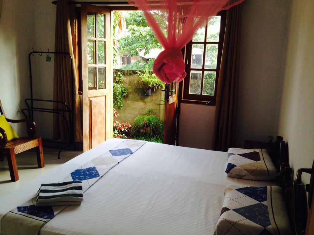 Manik Home Stay Kudapaduwa Extérieur photo